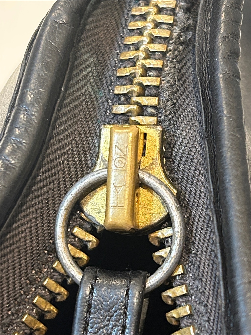 Coach VINTAGE NY Basic Bag Black Leather Clutch - Picture 16 of 17
